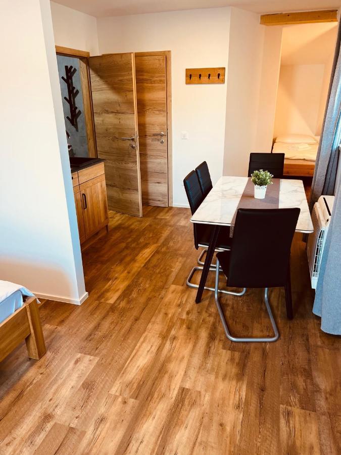 Pjagodic Hotel Cerklje - 5Min To Airport Церклє-на-Горенськем Екстер'єр фото