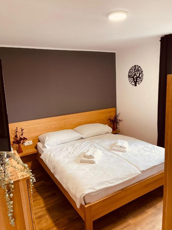 Pjagodic Hotel Cerklje - 5Min To Airport Церклє-на-Горенськем Екстер'єр фото