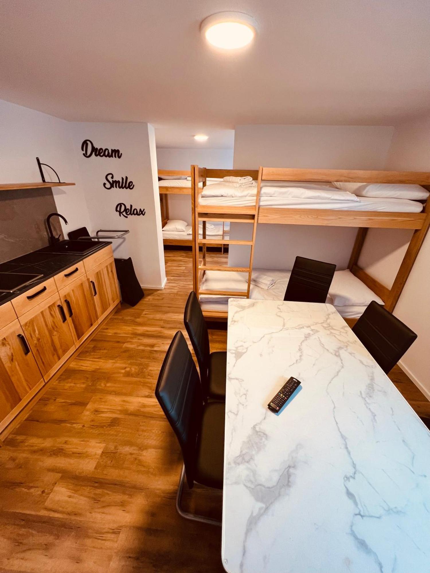 Pjagodic Hotel Cerklje - 5Min To Airport Церклє-на-Горенськем Екстер'єр фото